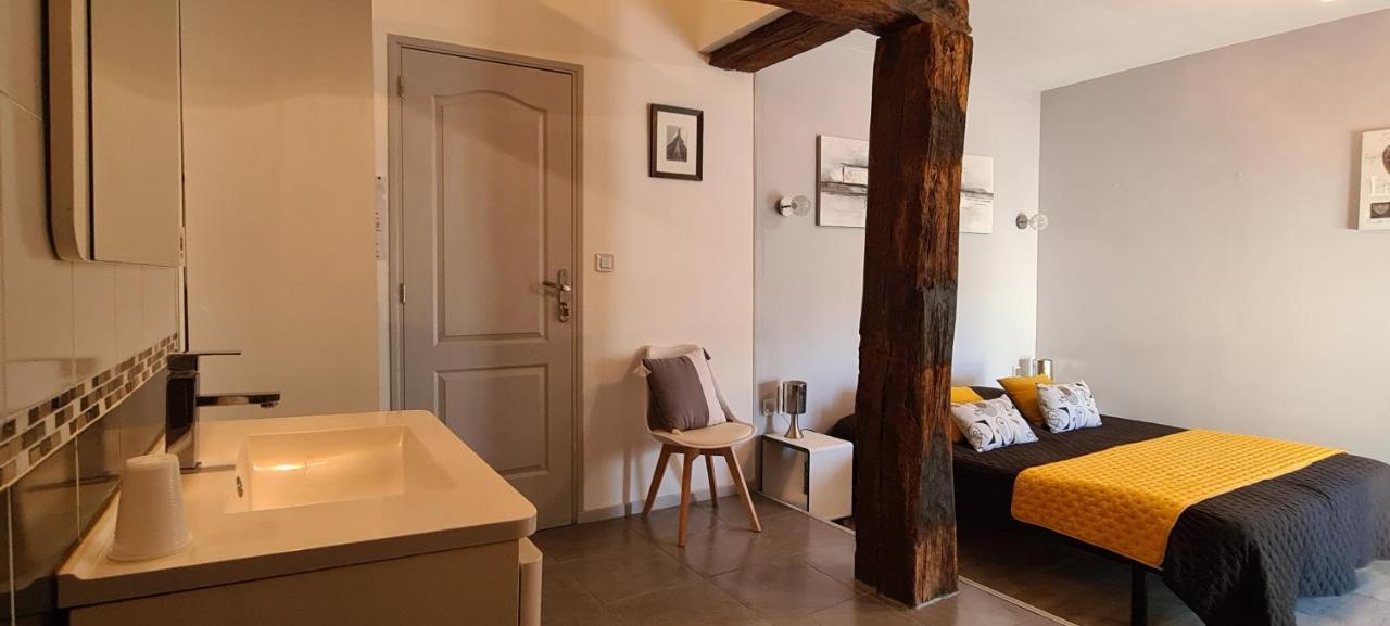 Bed and Breakfast A La Gloriette à Neuville-du-Poitou Extérieur photo